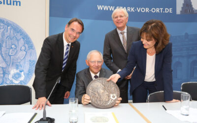 KPV würdigt Bundesfinanzminister Dr. Wolfgang Schäuble mit dem „Konrad-Adenauer-Sonderpreis für Kommunalpolitik“