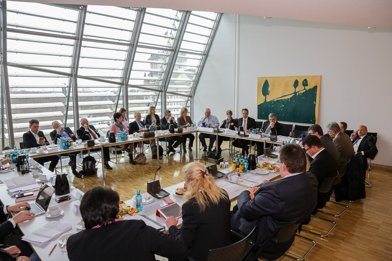 Eckpunkte für ein erfolgreiches Zusammenleben: So gelingen Integration und Einwanderung